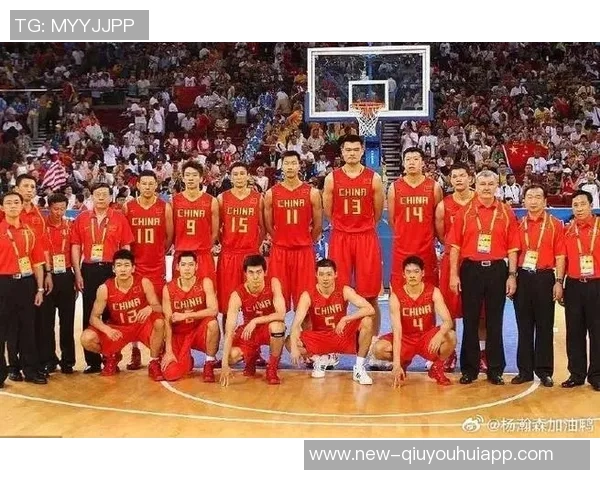 中国男篮延续阵容借复仇之力客场争胜展现团队精神